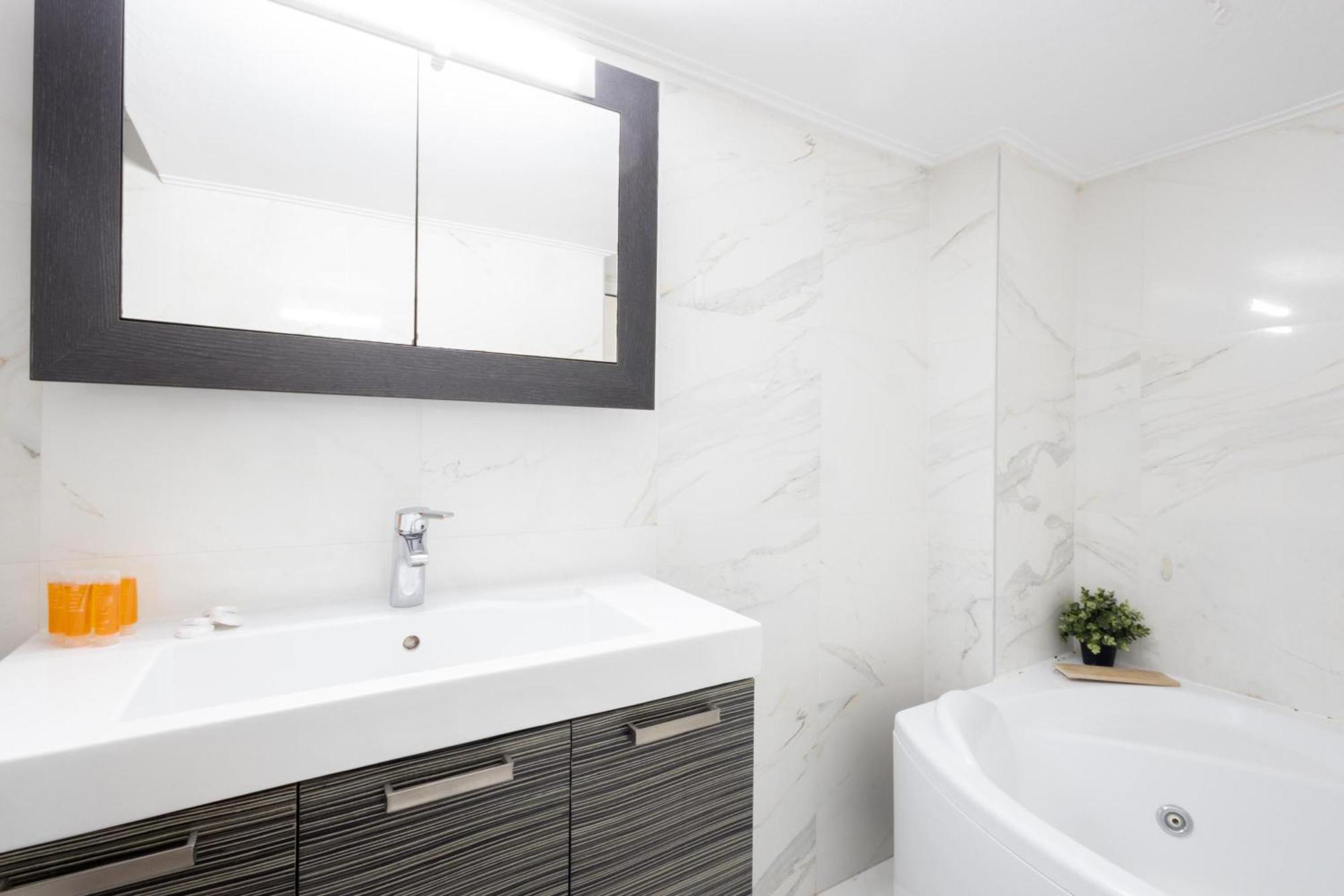 A Luxury & Comfortable Apt In Athen Eksteriør billede