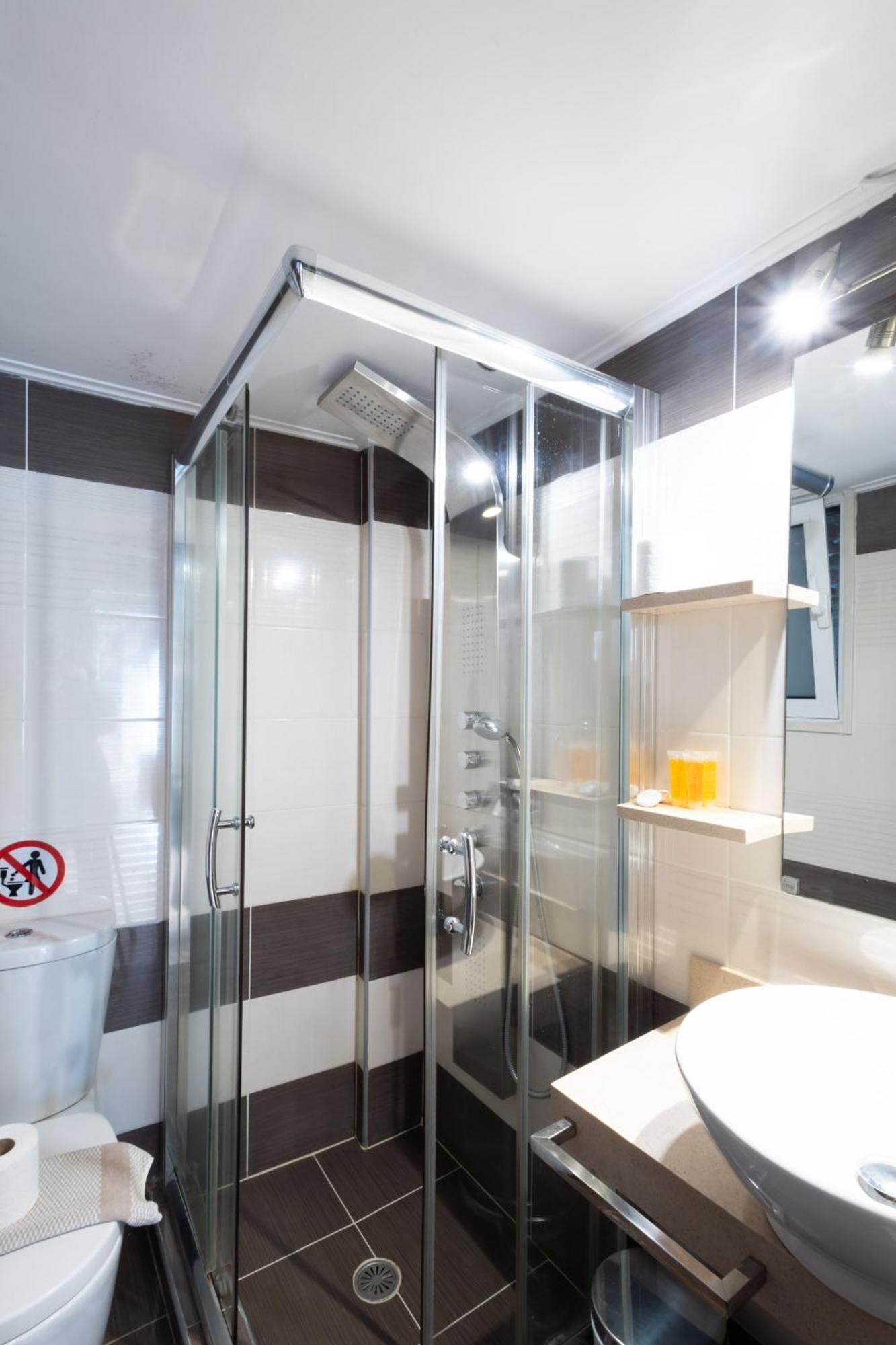 A Luxury & Comfortable Apt In Athen Eksteriør billede